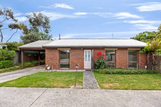 4 Florence Court, VIC 3350