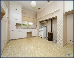 Kitchen (2012-09-20)