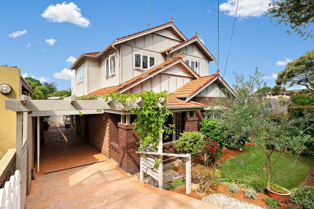 6 Holland Avenue, NSW 2216