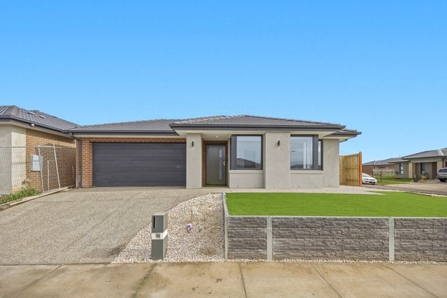2 Tyrian Drive, VIC 3978