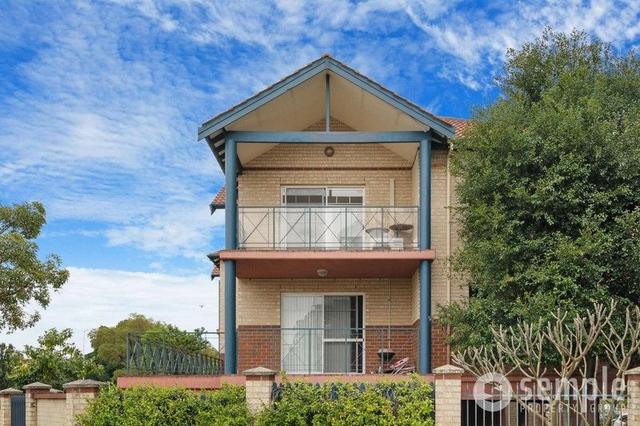 203/7-11 Heirisson Way, WA 6100