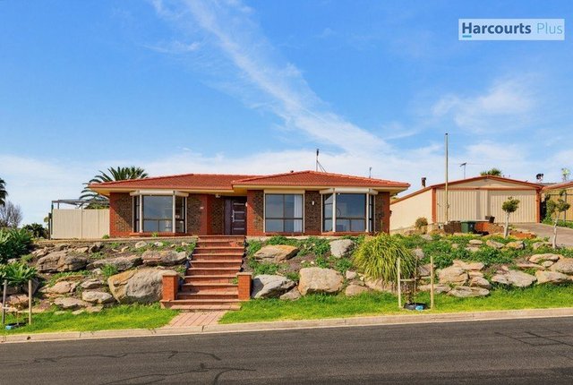 16 Osmanli Drive, SA 5158