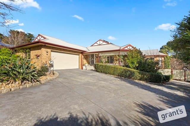 16 Cleveland Close, VIC 3804