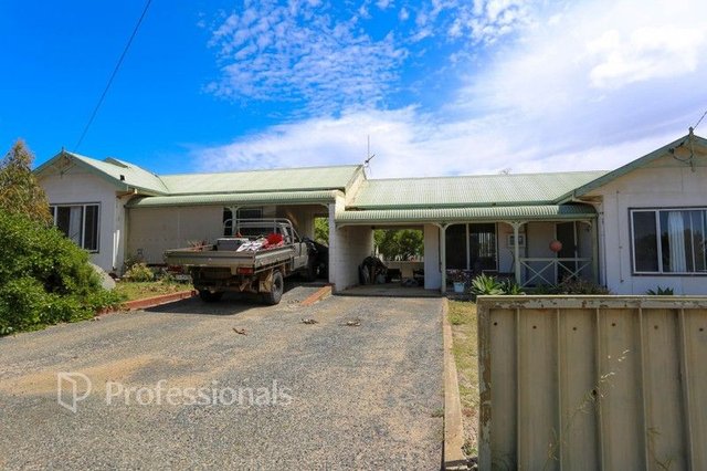 2 Hartfield Place, WA 6450