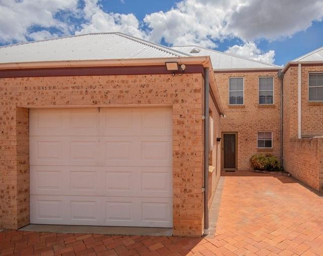 11/48 Birch Ave, NSW 2830
