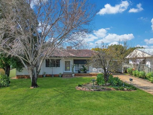 8 Breen Street, NSW 2380