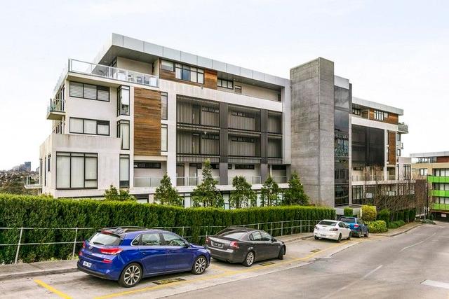 13/4 La Scala Avenue, VIC 3032