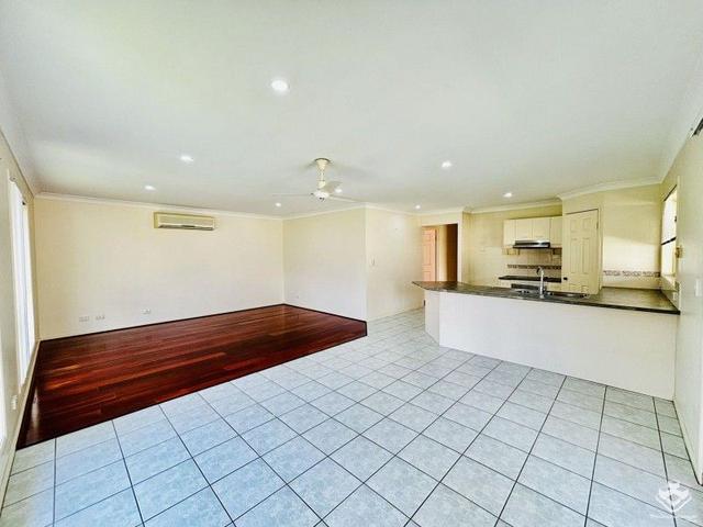 27 Paddington Crescent, QLD 4116