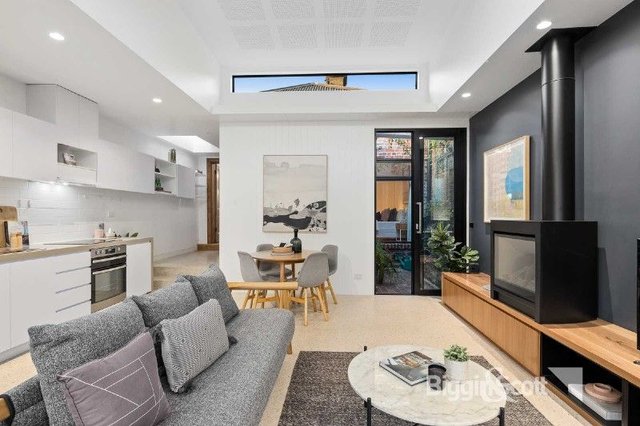 32 Rowena Parade, VIC 3121