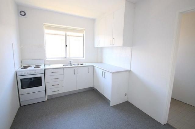 2/3 Moyes Street, NSW 2204