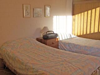 Bed 2 (2011-08-23)