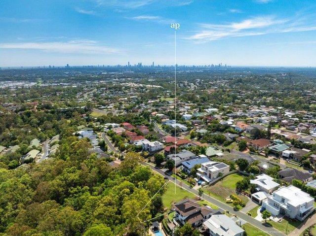 27 Tara Vista Boulevard, QLD 4211