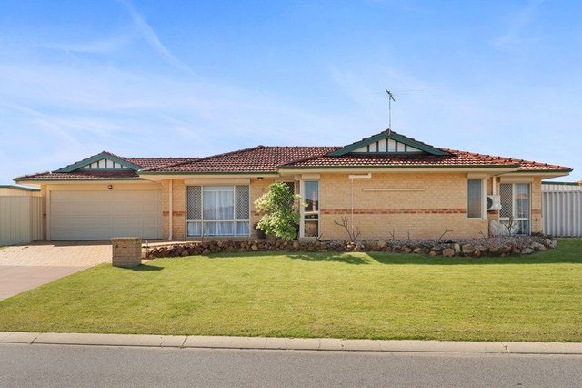 6 Dress Circle, WA 6169