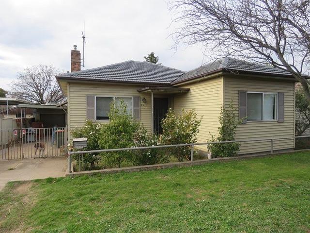 44 Molong Road, NSW 2800
