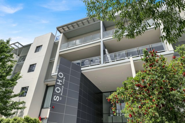 27/10 Burke Cres, ACT 2604