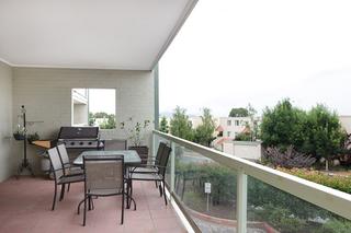 Balcony (2011-01-14)