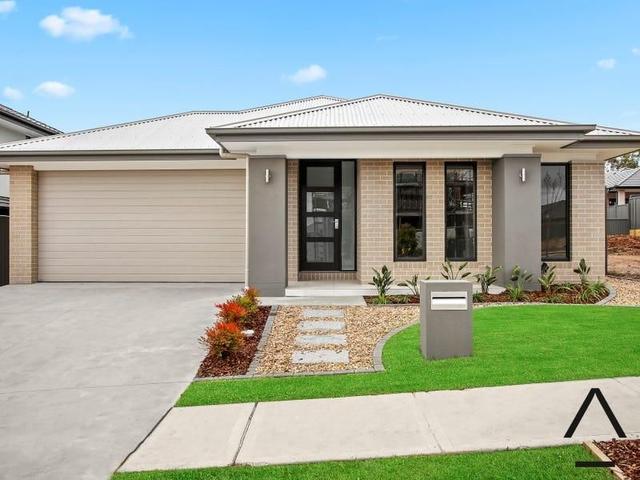 39 Waterlily Street, NSW 2565