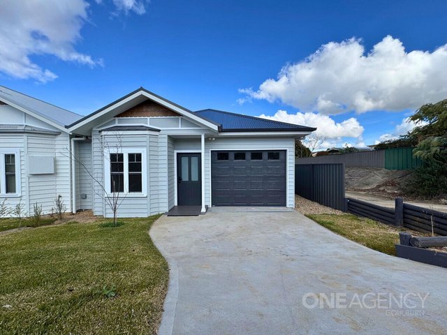 4E Crestwood Drive, NSW 2580