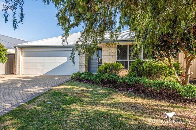 11 Baystone Street, WA 6122