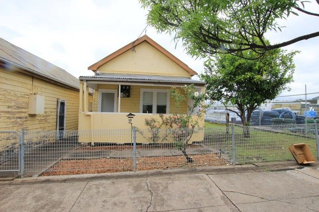 37 Ogilvie Street, NSW 2328