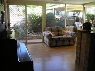 Sunroom (2006-10-23)