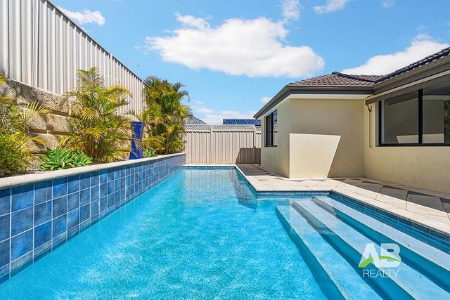 51 Donnelly Ramble, WA 6065