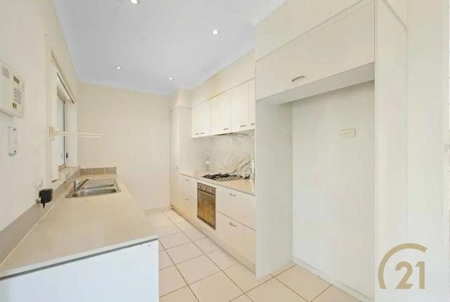 52 Riddell Street, NSW 2171