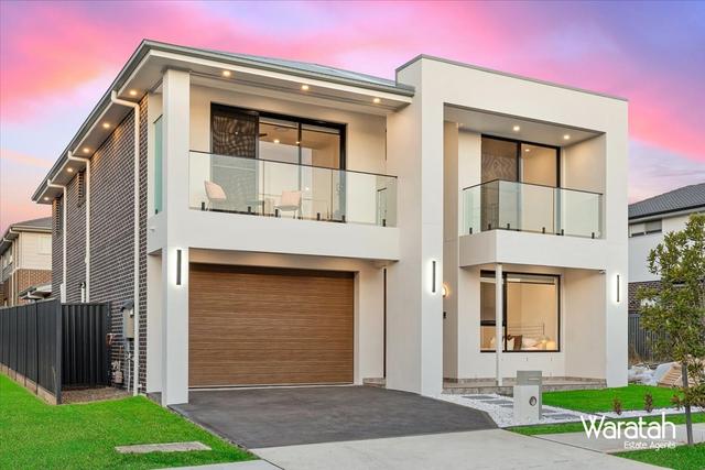 18 Feathertail Avenue, NSW 2765