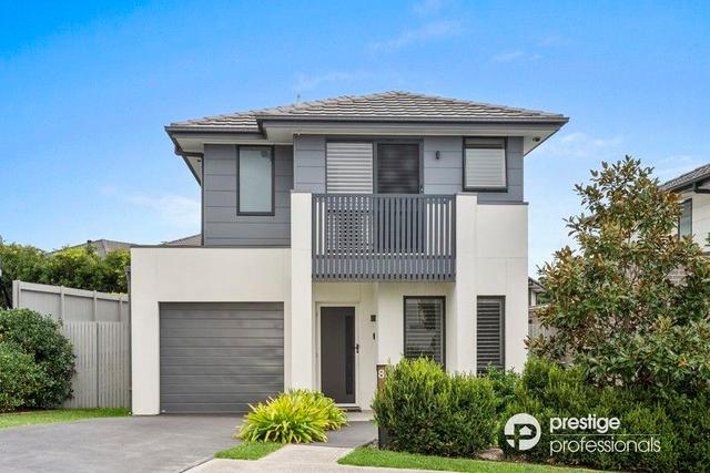 8 McLachlan Place, NSW 2170