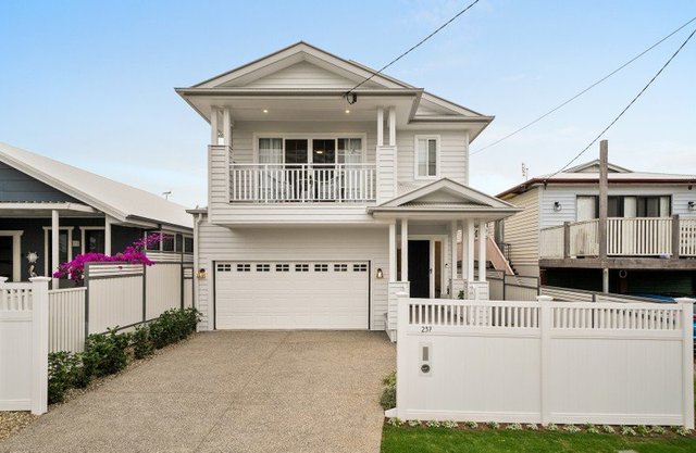 237 Oxley Avenue, QLD 4019