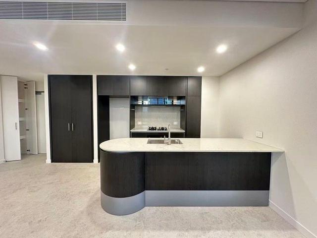 1106/8 Sanctuary Boulevard, NSW 2127