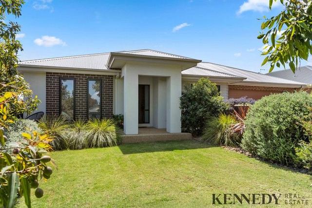 4 Sticks Court, VIC 3730