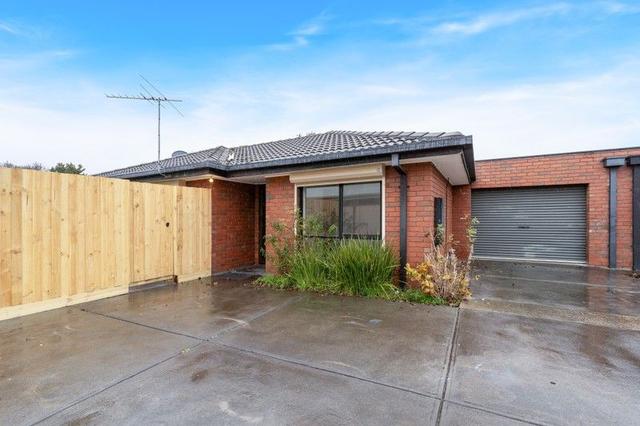 2/17 Northern Crescent, VIC 3064