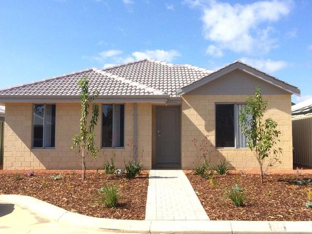 54 Encourage Loop, WA 6210