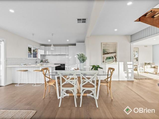 14 Narambi Crescent, VIC 3199