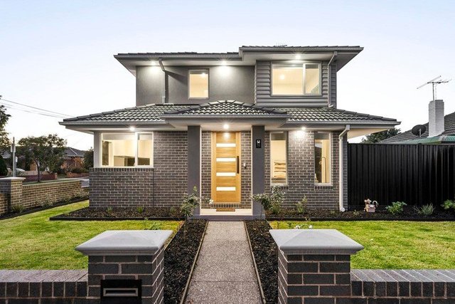 16 Oak Street, VIC 3042