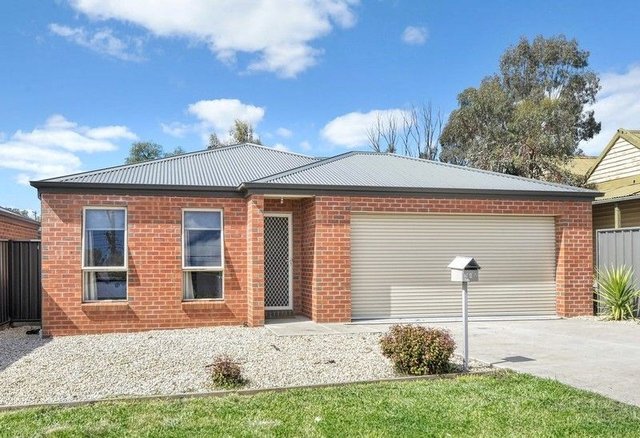 34 Outtrim Street, VIC 3465