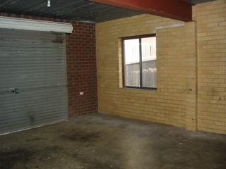 GARAGE (2010-10-19)