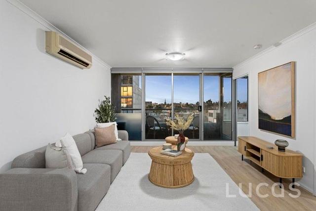 512/118 Dudley Street, VIC 3003