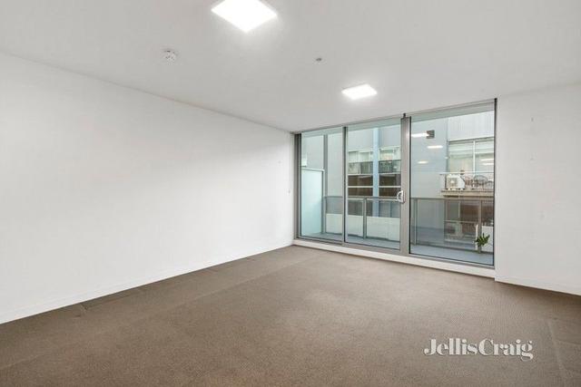 211/15 Clifton St, VIC 3181