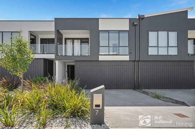 7 Savoy  Grove, VIC 3977