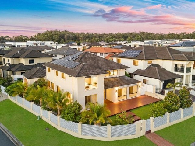 2 Snowbell Close, QLD 4116