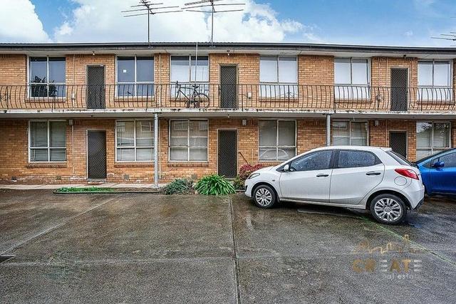 2/15 Clarendon Parade, VIC 3012