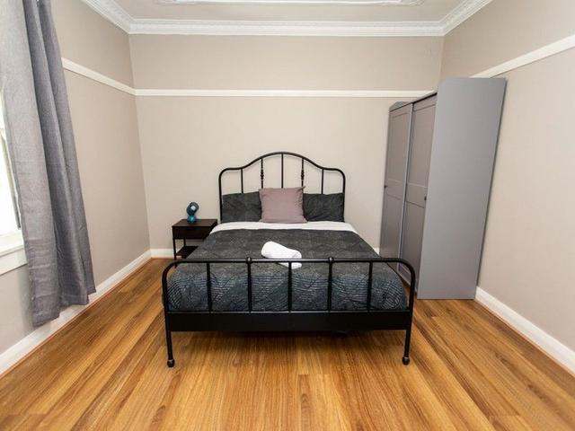 Room 1/12 Spring Street, NSW 2594