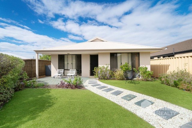 48 Reeves Approach, WA 6230