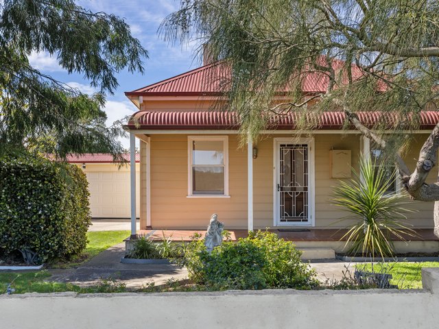 9 Clara Street, TAS 7315