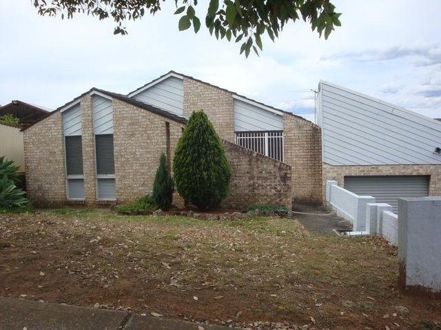 4 Glen Elgin Crescent, NSW 2176