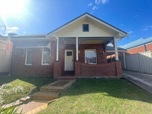 5 Eagle Court, VIC 3064