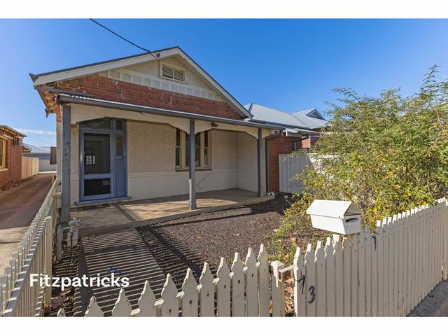 73 Docker Street, NSW 2650