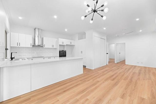 4a Robbins Street, QLD 4075